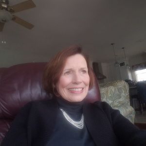 Meet your Posher, Charlotte